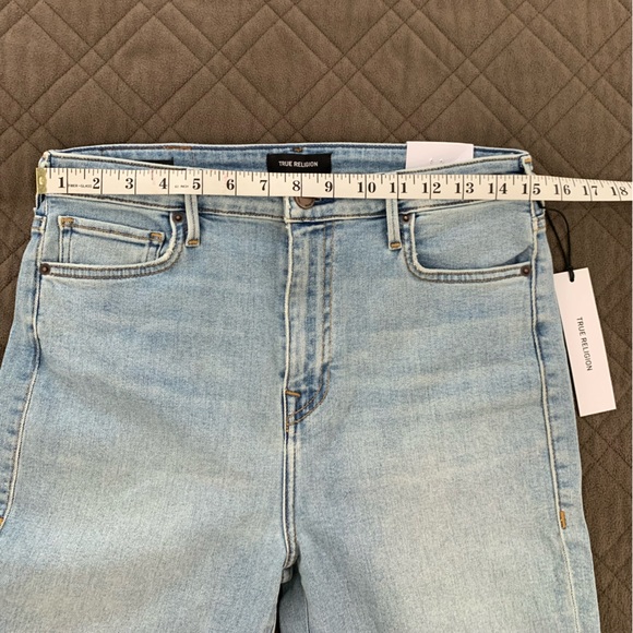 True Religion NWT Mid-rise Cropped Straight Starr Jeans size 30 - Picture 10 of 11